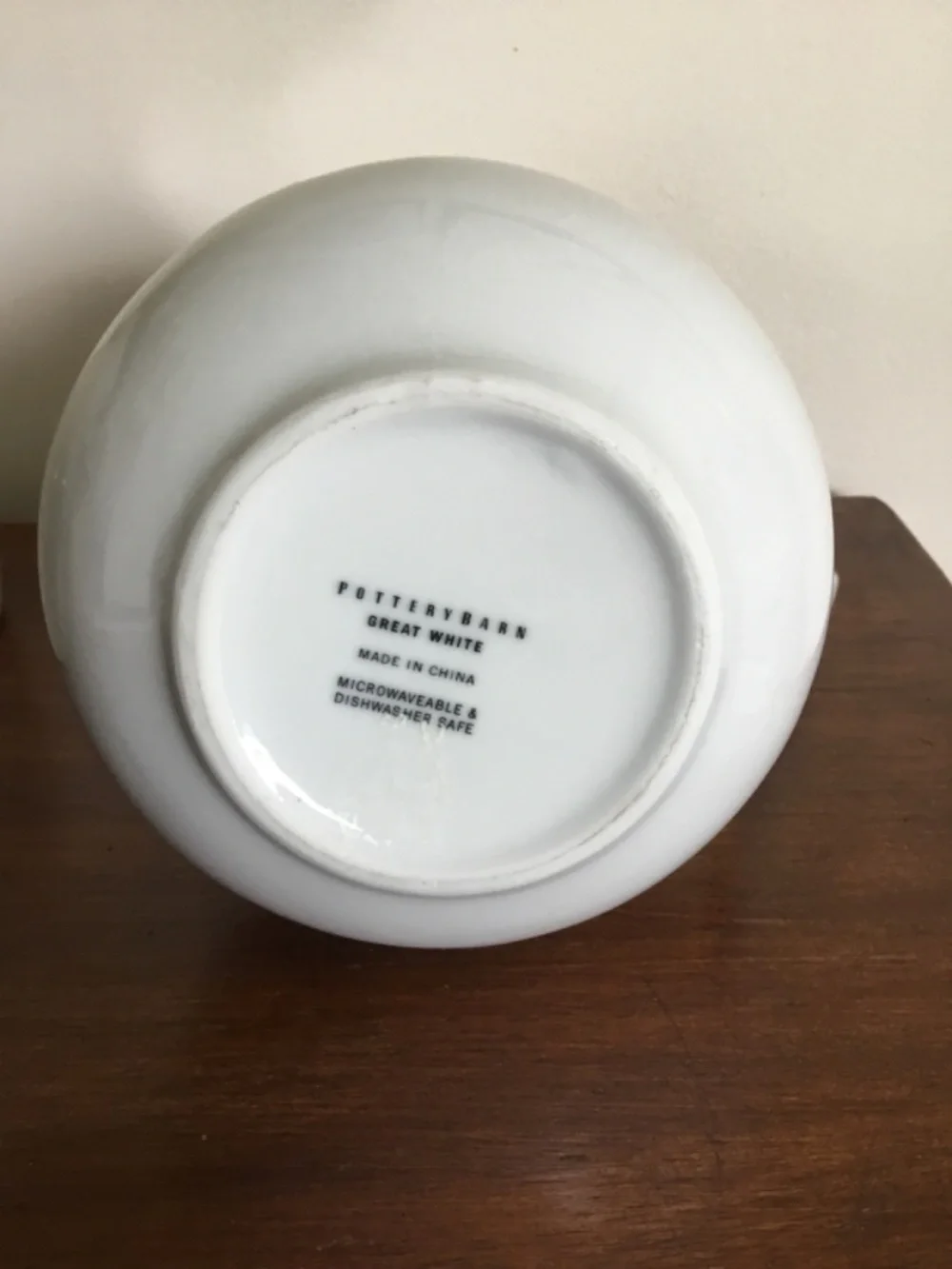 NWOT Pottery Barn 96oz Pitcher Great White Collection (Rim Shape)